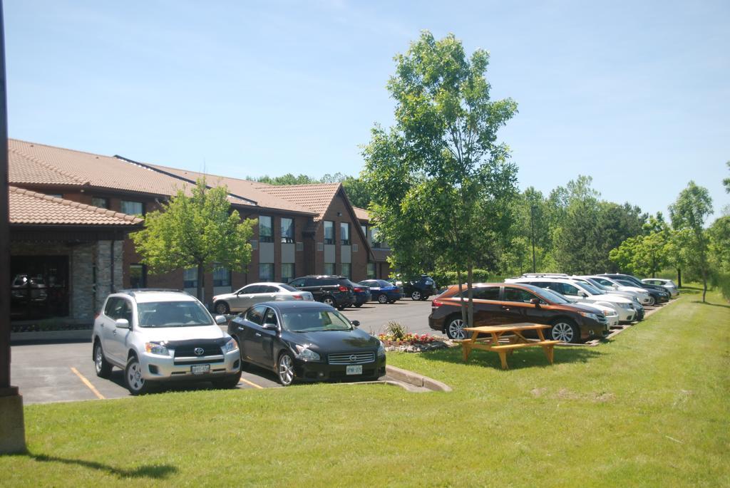 Comfort Inn Fort Erie Exterior photo