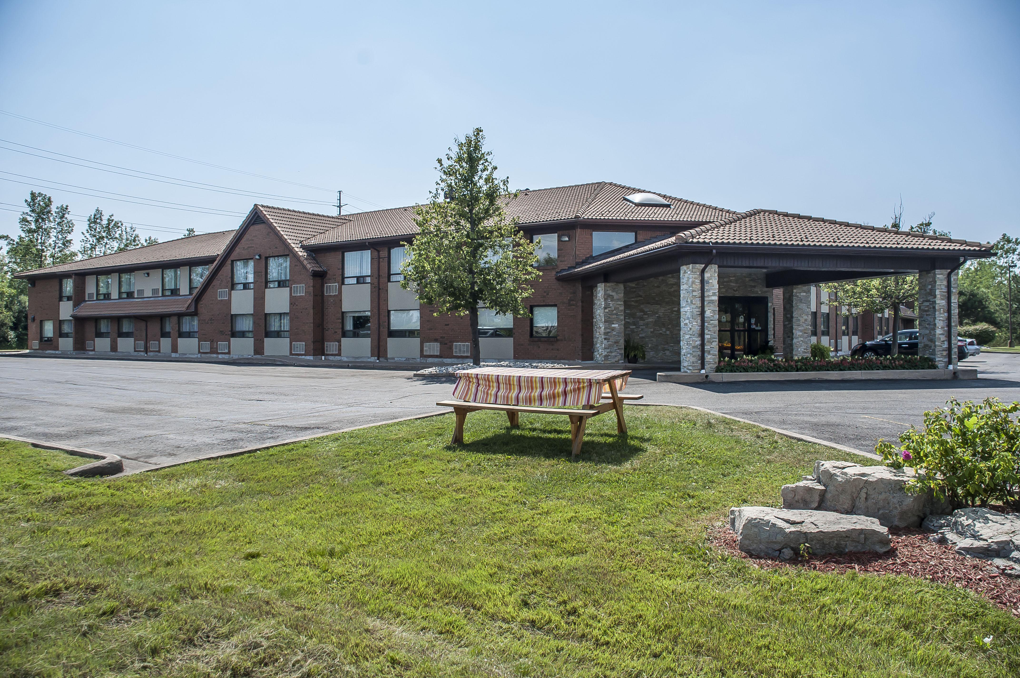 Comfort Inn Fort Erie Exterior photo